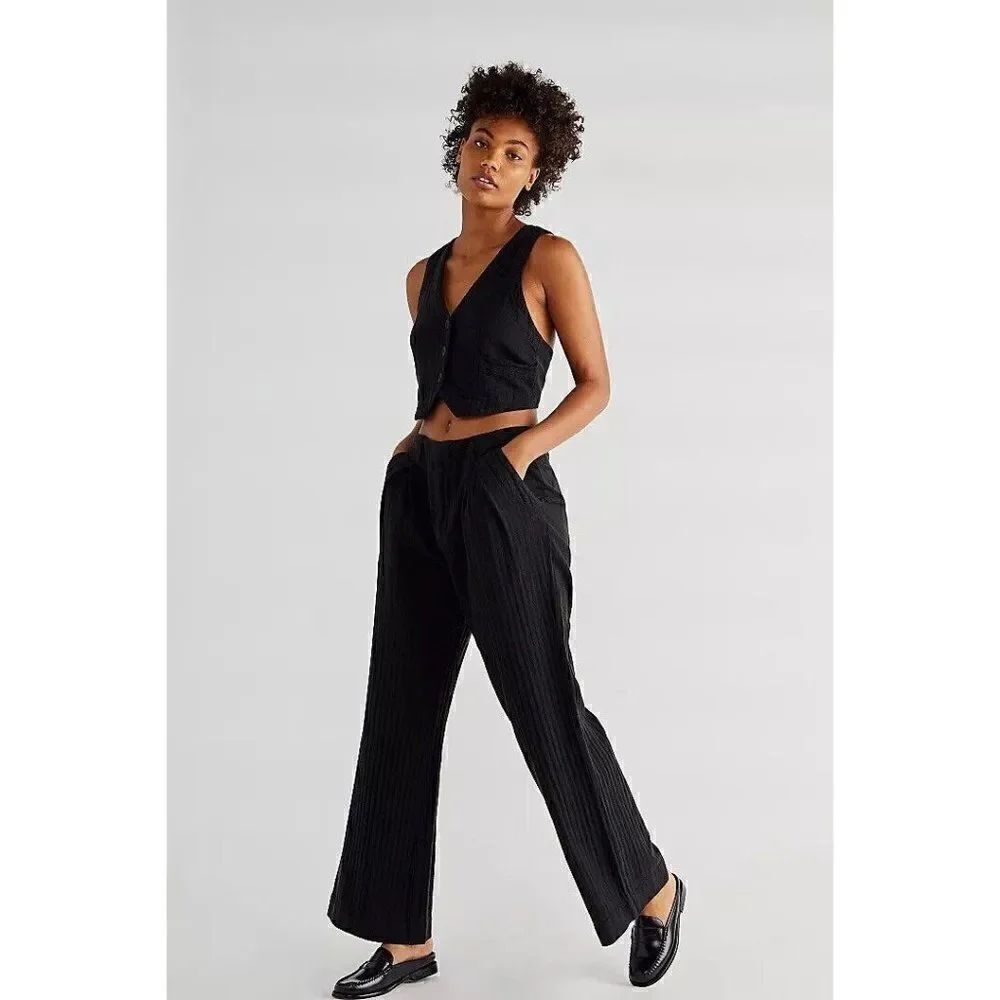NWT FREE PEOPLE Sz XS GIVE ME GOOD TIMES SET 2 PC VEST & PANT IN BLACK